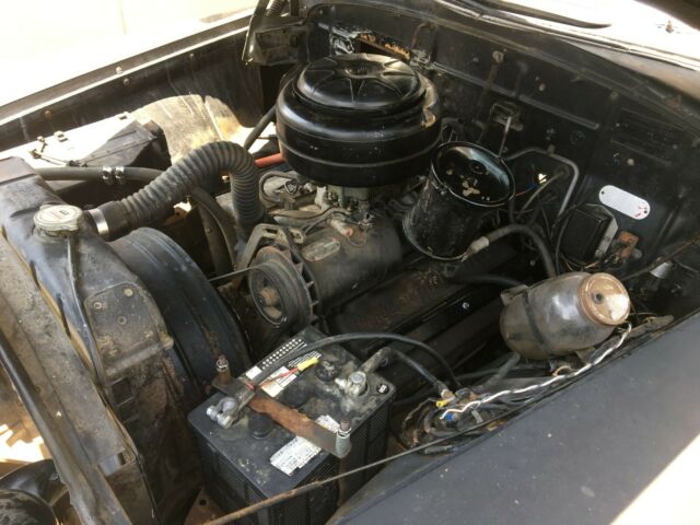 Chrysler Imperial 1952 image number 7