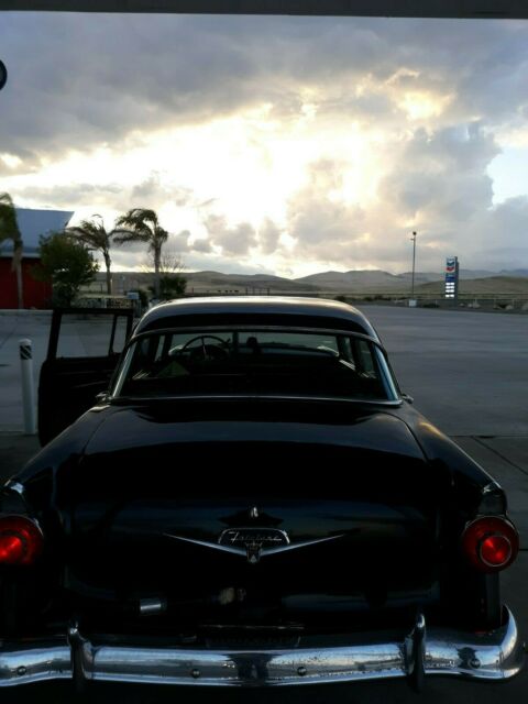 Ford Fairlane 1956 image number 8