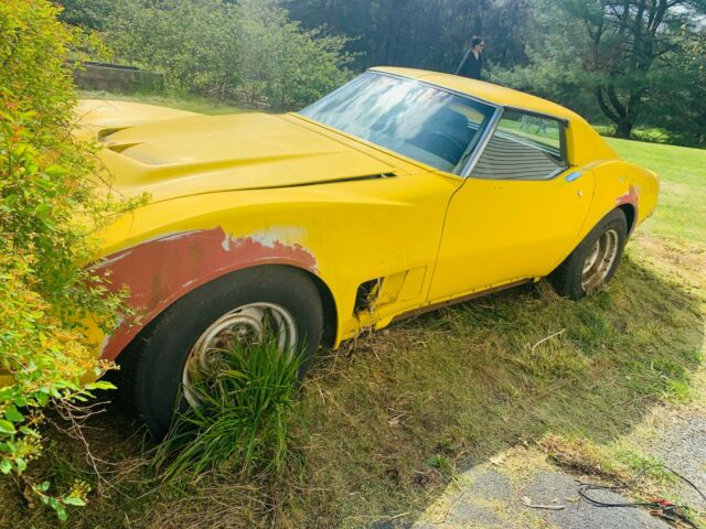 Chevrolet Corvette 1971 image number 12