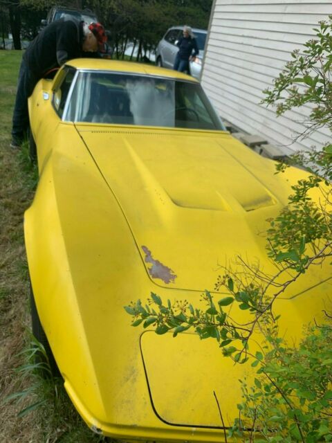 Chevrolet Corvette 1971 image number 9