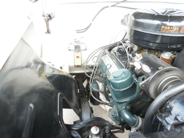 Pontiac Star Chief 1956 image number 13