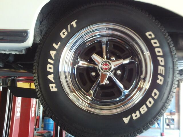 Ford Falcon 1963 image number 2
