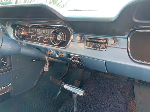 Ford Mustang 1965 image number 41