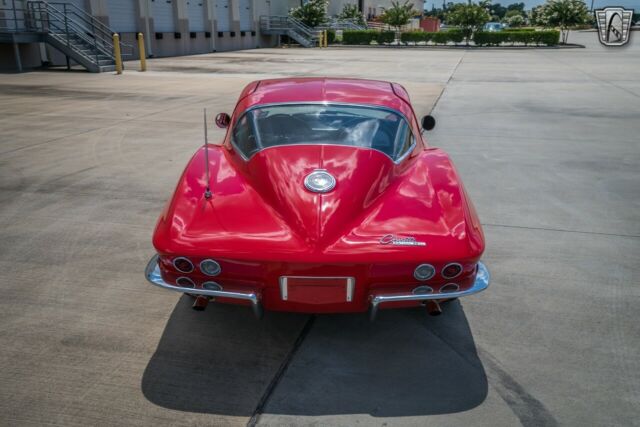 Chevrolet Corvette 1965 image number 3