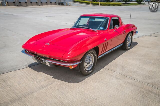 Chevrolet Corvette 1965 image number 45