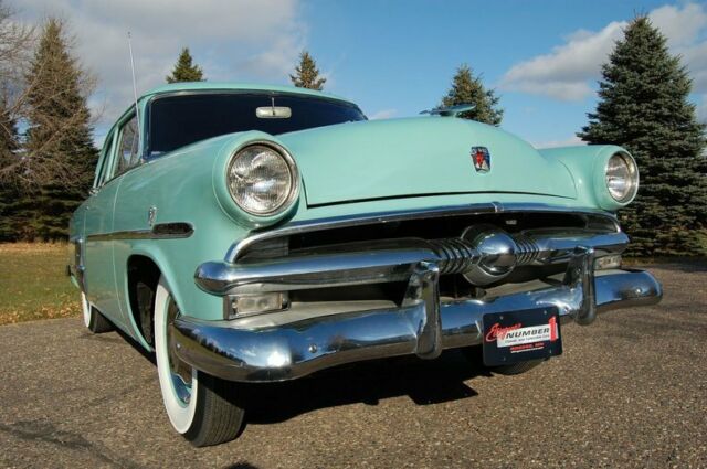 Ford Customline 1953 image number 14