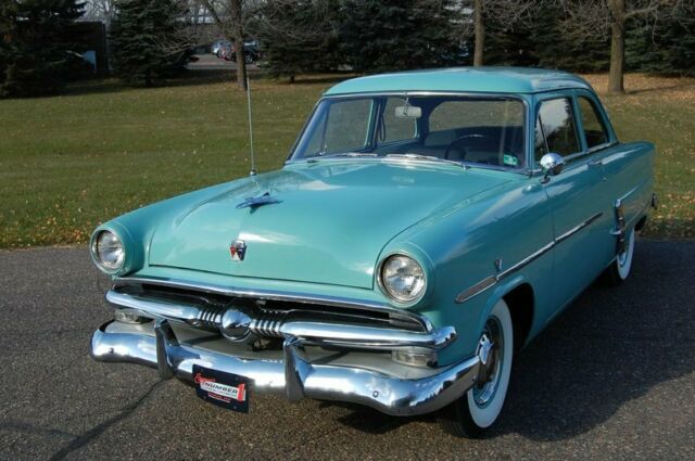 Ford Customline 1953 image number 6