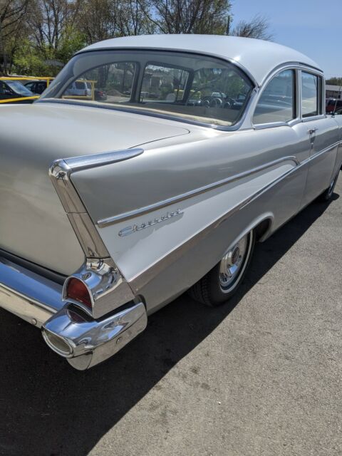 Chevrolet Bel Air 1957 image number 25