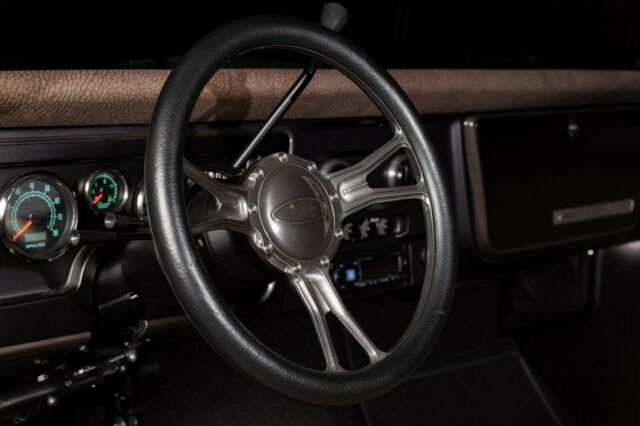 Chevrolet C-10 1967 image number 11