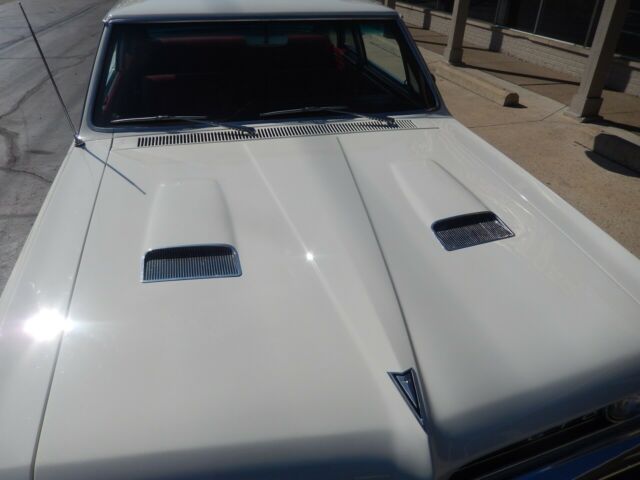 Pontiac GTO 1964 image number 3