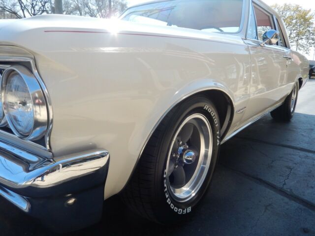 Pontiac GTO 1964 image number 4