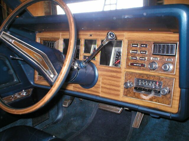 Lincoln Mark Series 1972 image number 16