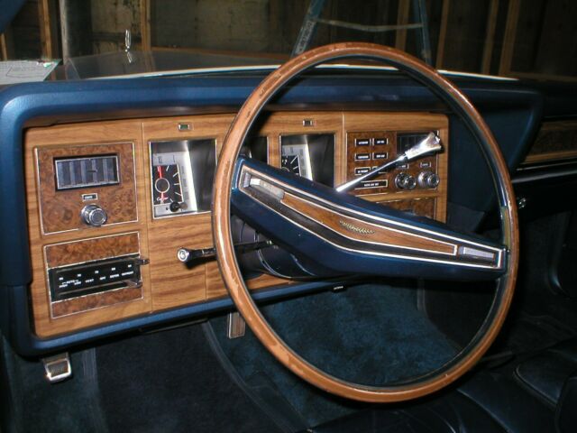 Lincoln Mark Series 1972 image number 41