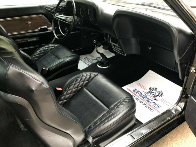 Ford Mustang 1969 image number 14