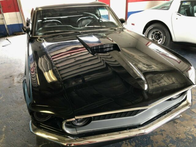 Ford Mustang 1969 image number 28