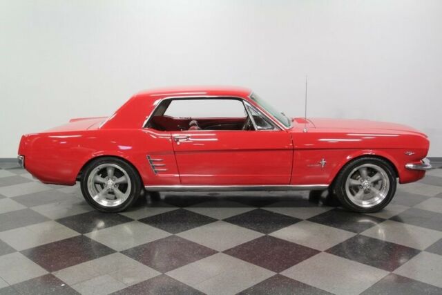 Ford Mustang 1966 image number 15