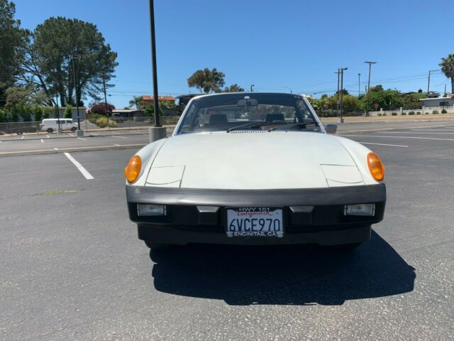 Porsche 914 1976 image number 28