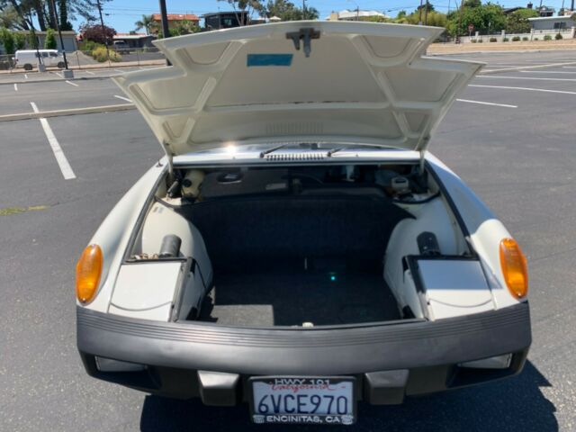 Porsche 914 1976 image number 9