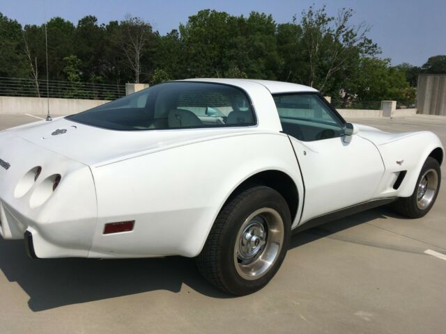 Chevrolet Corvette 1978 image number 15