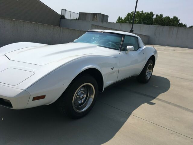 Chevrolet Corvette 1978 image number 7