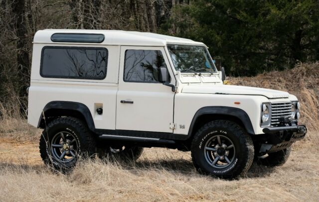 Land Rover Defender 1987 image number 11