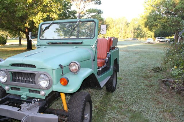 Toyota Land Cruiser 1965 image number 4