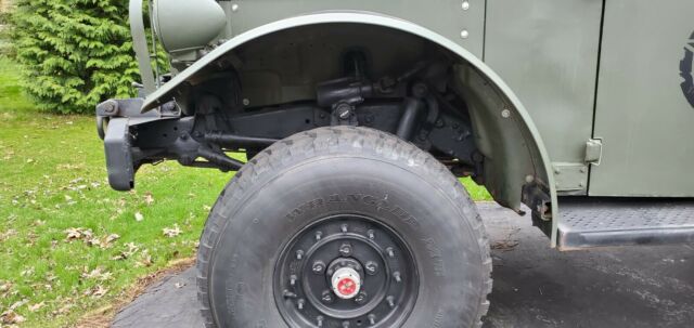Dodge Power Wagon 1963 image number 6