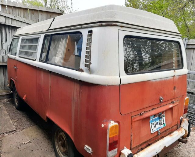 Volkswagen Bus/Vanagon 1972 image number 16