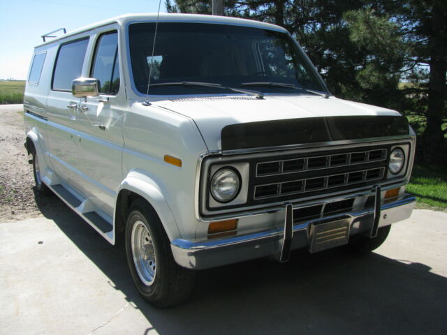 Ford Econoline 1978 image number 7