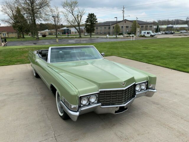 Cadillac DeVille 1969 image number 17