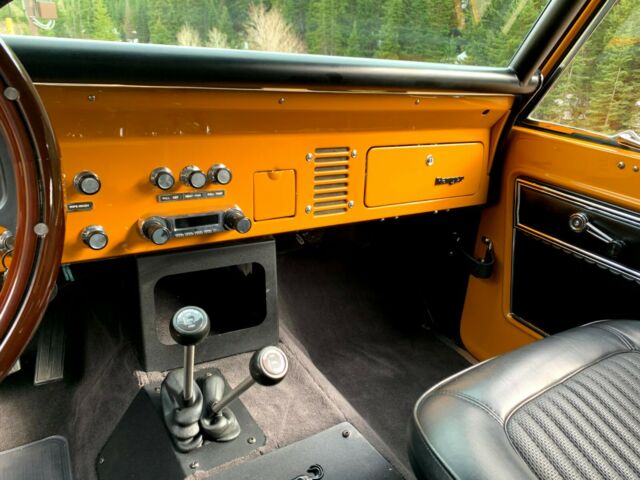 Ford Mustang 1976 image number 9