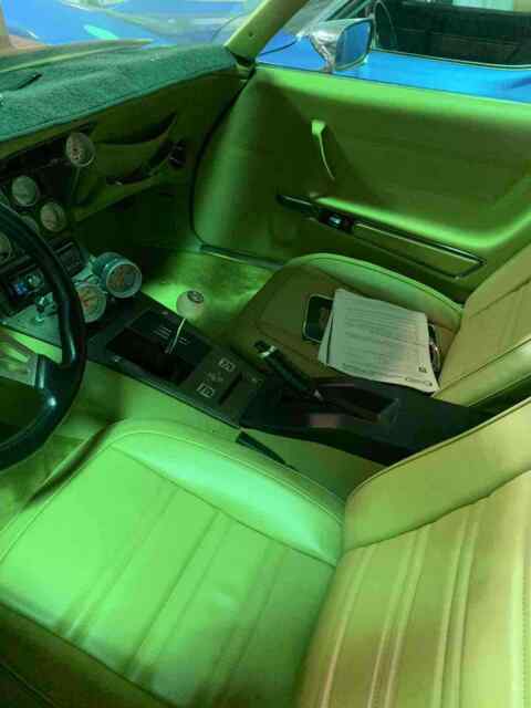 Chevrolet Corvette C3 1977 image number 12