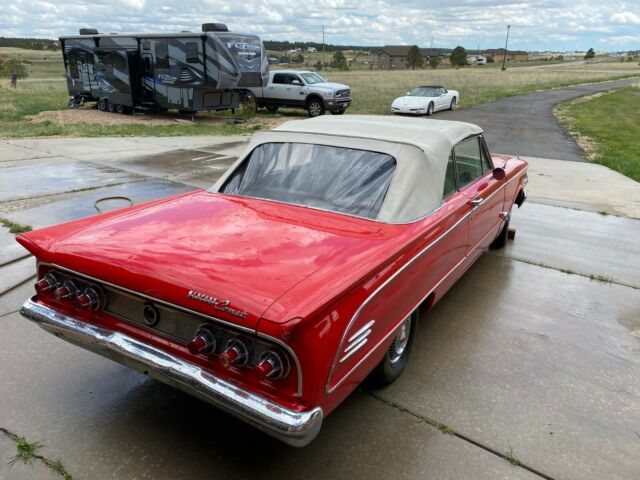 Mercury Comet 1963 image number 3