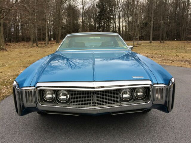 Oldsmobile Toronado 1970 image number 1