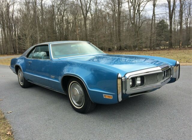 Oldsmobile Toronado 1970 image number 14