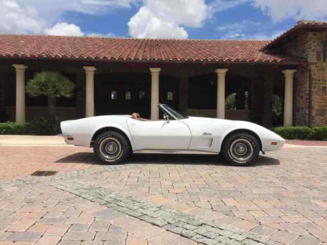 Chevrolet Corvette 1973 image number 8