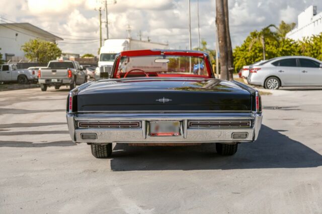 Lincoln Continental 1967 image number 7