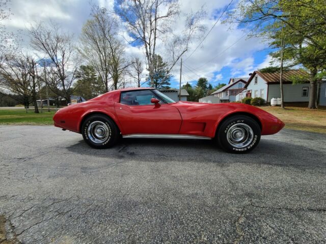 Chevrolet Corvette 1977 image number 29