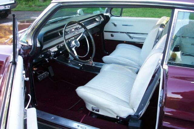 Pontiac Grand Prix 1962 image number 27