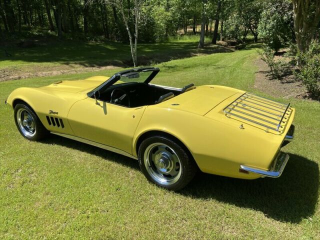 Chevrolet Corvette 1969 image number 27