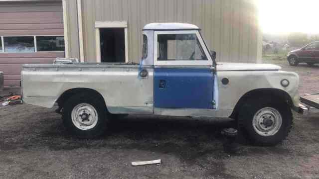 Land Rover truck 1963 image number 0