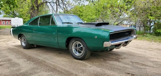 Dodge Charger 1968 image number 14