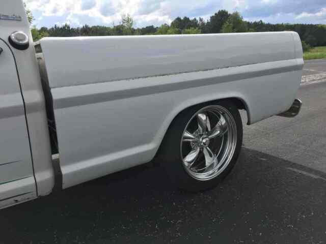 Ford F100 1967 image number 34