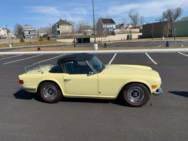 Triumph TR-6 1971 image number 5