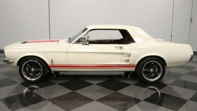 Ford Mustang 1967 image number 32