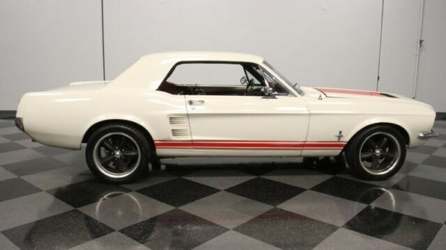 Ford Mustang 1967 image number 40
