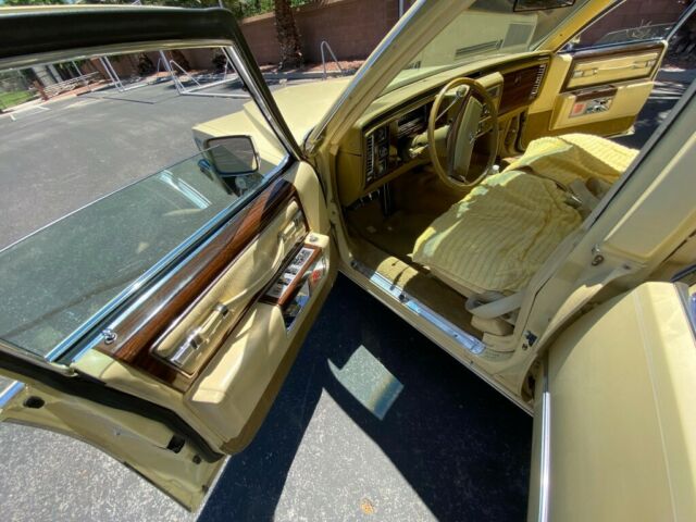 Cadillac DeVille 1978 image number 20