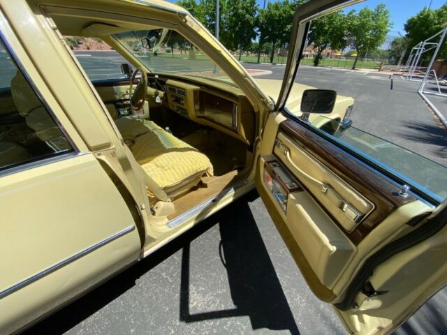 Cadillac DeVille 1978 image number 38