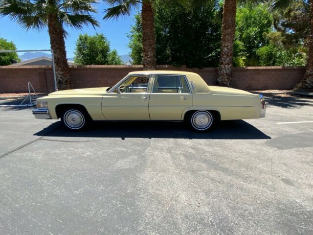 Cadillac DeVille 1978 image number 45
