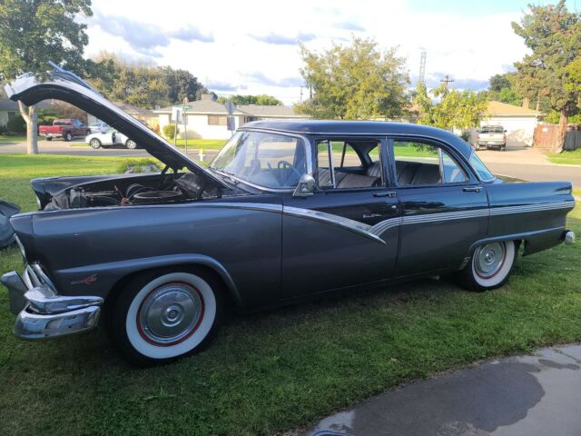 Ford Fairlane 1956 image number 3